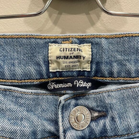 Citizens of Humanity Demy Cropped Flare Jean - Size: 29 - Picture 5 of 14